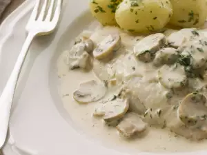 White Fish with Sauce and Mushrooms