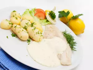 Hake Fillet with Cream Sauce