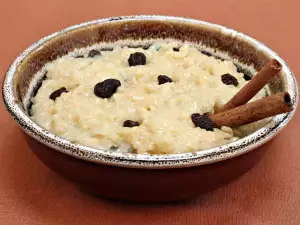 Rice Pudding with Raisins