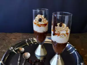 Light Ricotta and Coffee Dessert