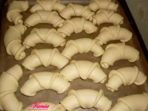 Appetizing Croissants with Feta Cheese