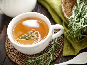 Rosemary Tea - What Makes it So Healthy