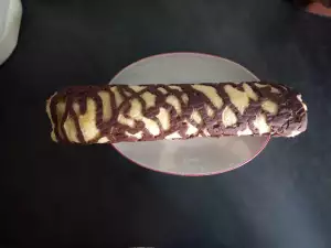 Roll with Chocolate and Banana