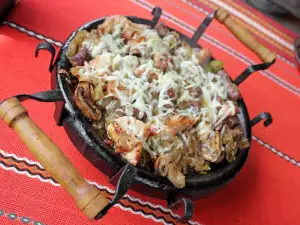 Chicken Clay Dish with Bacon and Mushrooms