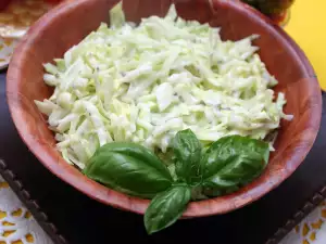 Cabbage Salad with Tuna