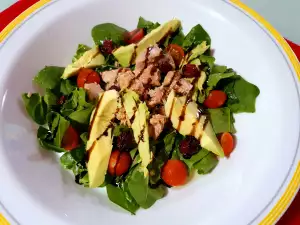 Avocado and Spinach Salad