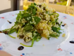 Fresh Bulgur, Arugula and Capers Salad