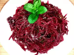 Beetroot and Pickles Salad