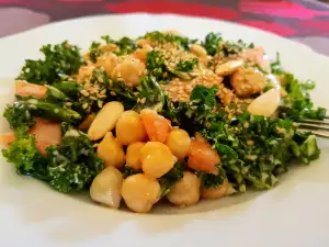 Kale and Chickpea Salad