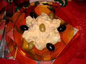 Potato Salad with Eggs and Olives