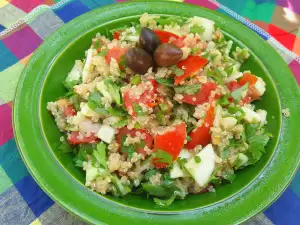 Tabbouleh Salad with Quinoa