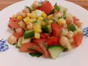 Egyptian Salad with Chickpeas