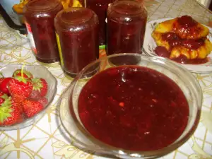 Grandma`s Strawberry Jam