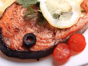 Salmon with Marinated Tomatoes