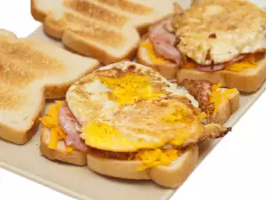 Sandwiches with Egg and Gouda