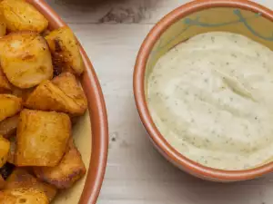 Garlic Sauce (Aioli)