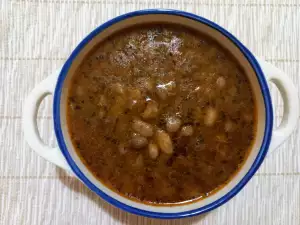 Pinto Beans with Leeks and Fresh Celery