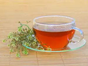 Shepherd's Purse Tea