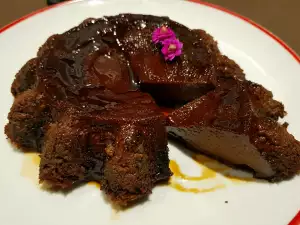 Oven-Baked Chocolate Pudding with Caramel