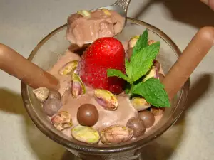 Chocolate Ice Cream Sundae with Nuts