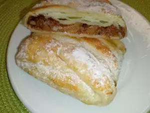 Strudel with Pumpkin and Apples