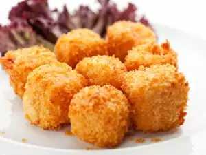 Crumbled Cheese Bites