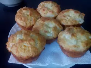 Lazy Man`s Feta Cheese Muffins