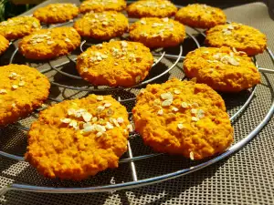 Pumpkin Cookies with Honey and Cinnamon