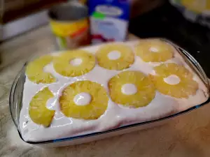 Pineapple and Mascarpone Biscuit Cake