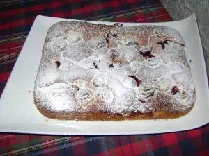 Quick Cake with Prunes