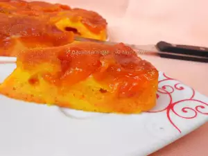 Juicy Cake with Apricots