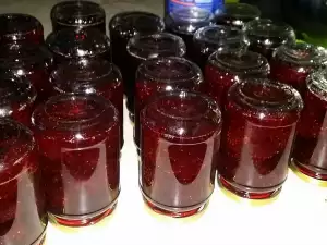 Homemade Strawberry Jam with Whole Fruits