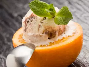 Ice Cream with Chocolate and Orange