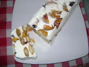 Cream Terrine with Plums