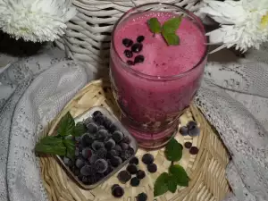 Blueberry and Cherry Smoothie