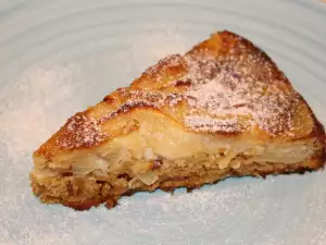 Juicy Apple Cake