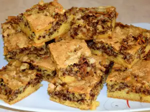 Juicy Pumpkin and Walnut Cake