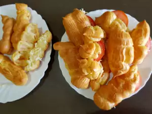 Savory Eclairs with Cheese