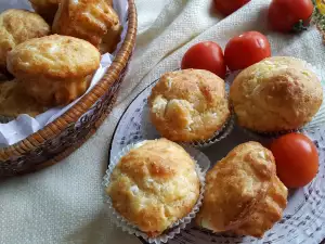 Savory Muffins with Ham and Mozzarella