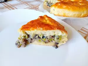 Savory Pie with Field Mushrooms and Leeks