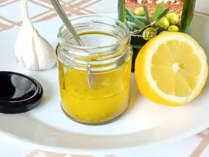 Ladolemono - Greek Lemon Sauce