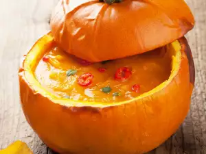 Fondue with Cheese in a Pumpkin