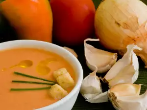 Moroccan Soup with Carrots and Chickpeas