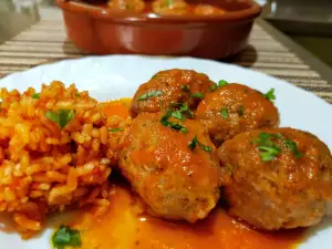 Greek Meatballs in Sauce (Soutzoukakia)