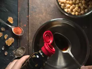 How to Distinguish Quality Soy Sauce?