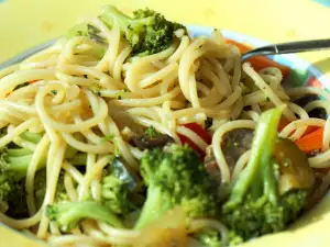 Spaghetti with Chicken and Broccoli