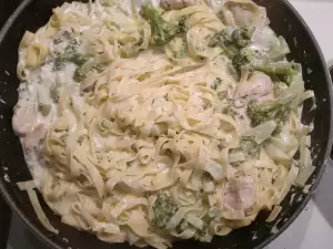 Chicken and Broccoli Pasta