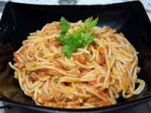 Lahmacun Spaghetti