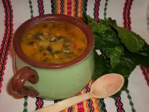 Tasty Spinach Soup with Rice