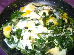 Fresh Spinach with Eggs